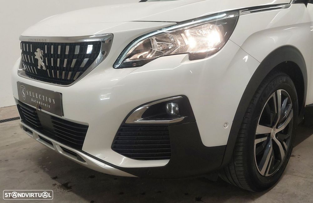 Peugeot 3008 1.2 PureTech Allure - 24