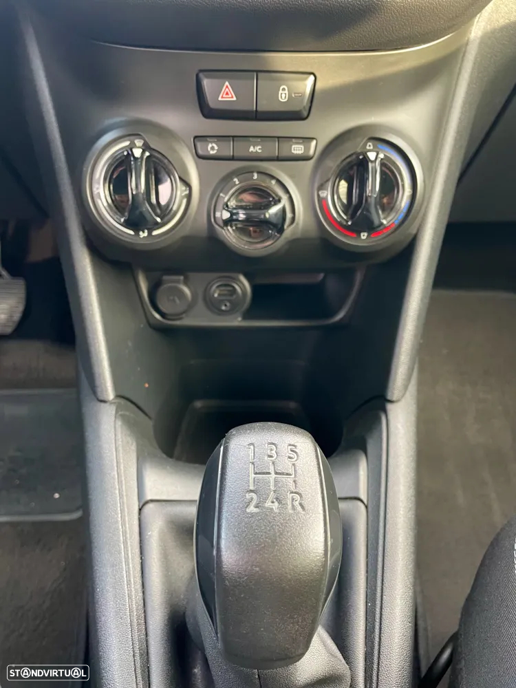 Peugeot 208 1.2 PureTech Access - 22