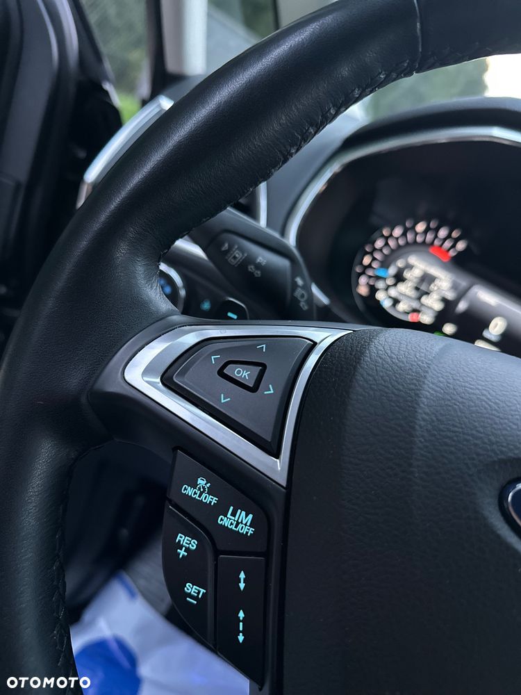 Ford S-Max 2.0 EcoBlue Titanium - 22
