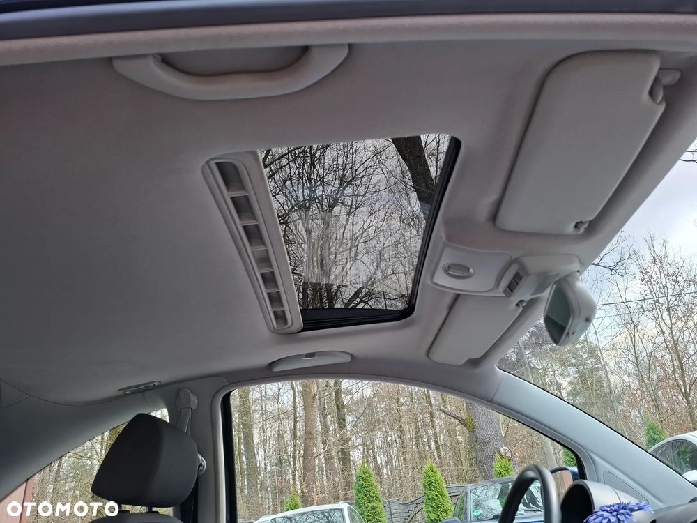 Volkswagen New Beetle 1.6 Arte - 22