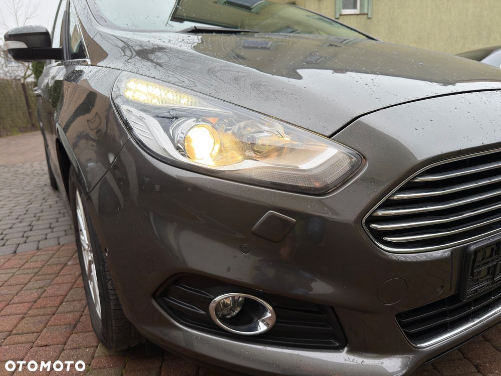 Ford S-Max 2.0 TDCi 4WD Titanium PowerShift - 9