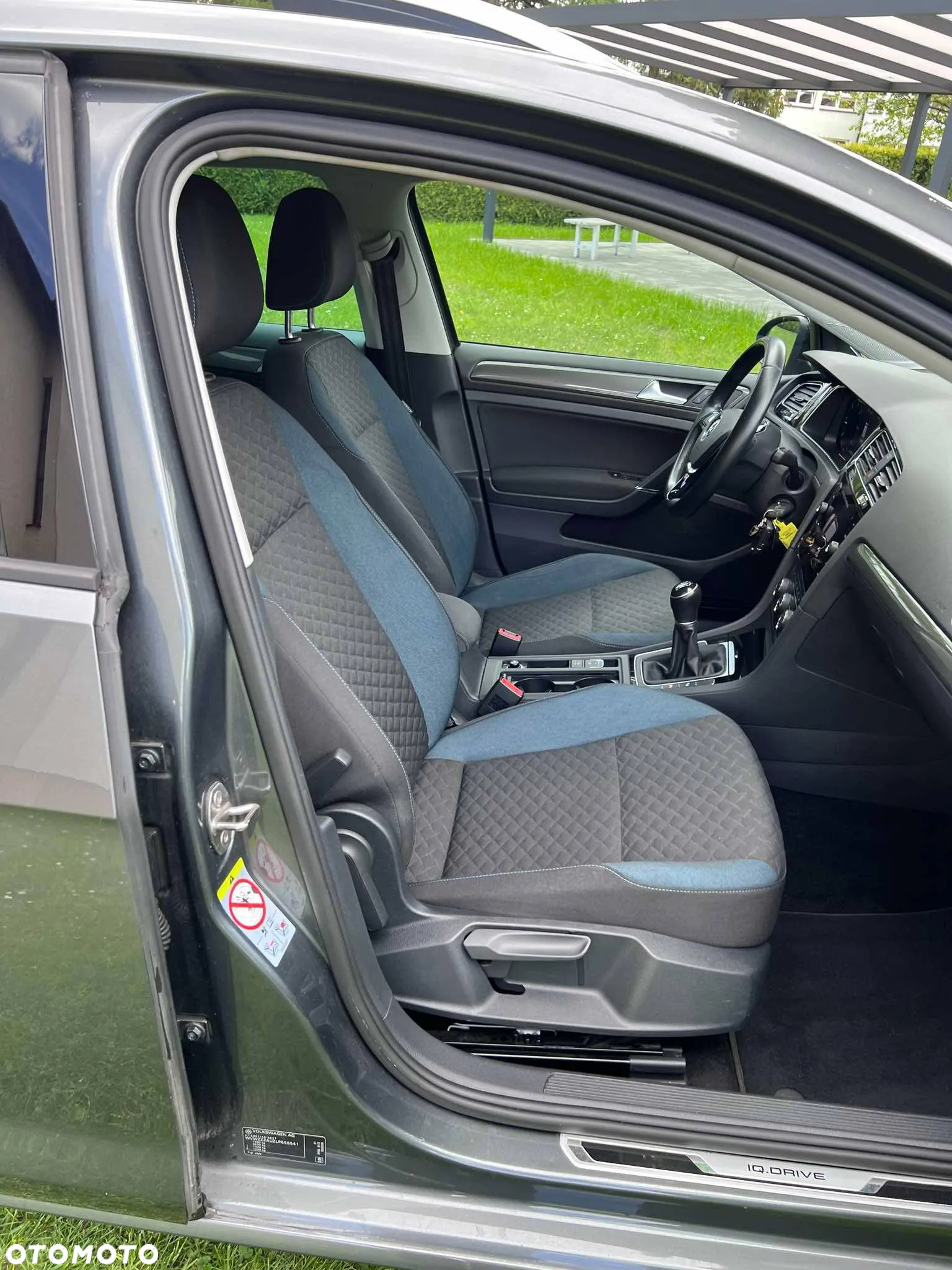 Volkswagen Golf 2.0 TDI SCR IQ.DRIVE - 20