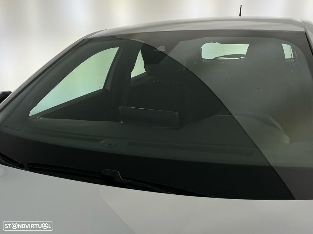 Peugeot e-2008 54 kWh SE Style - 19