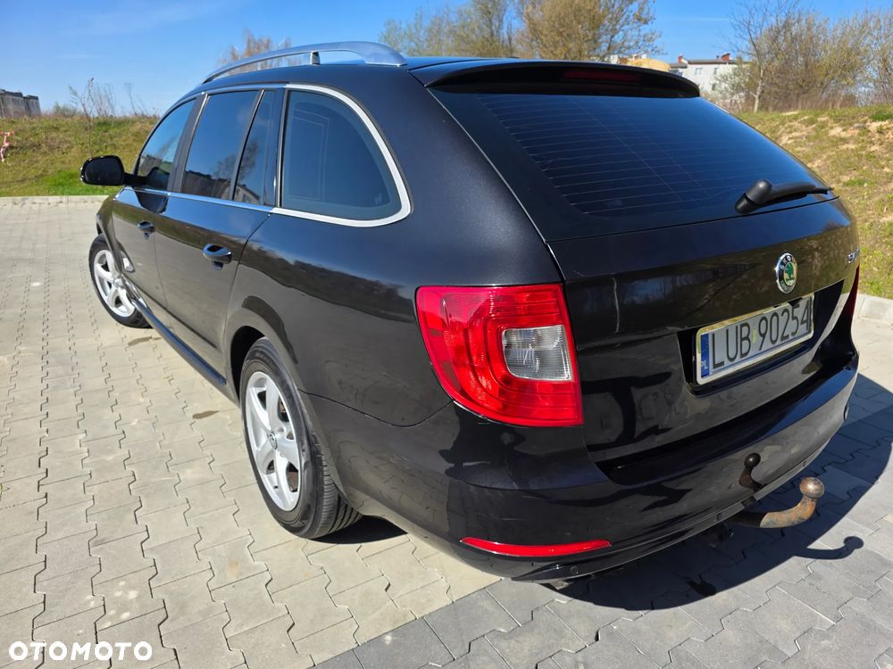 Skoda Superb 2.0 TDI Elegance DSG - 7