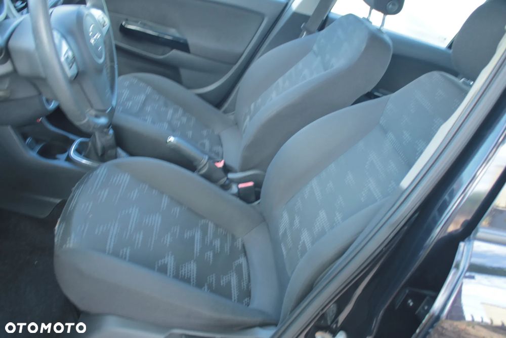 Opel Corsa 1.2 16V Edition 150 - 9