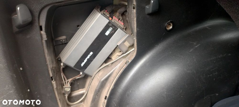 Suzuki Grand Vitara 1.9 DDiS De Luxe EU5 - 14