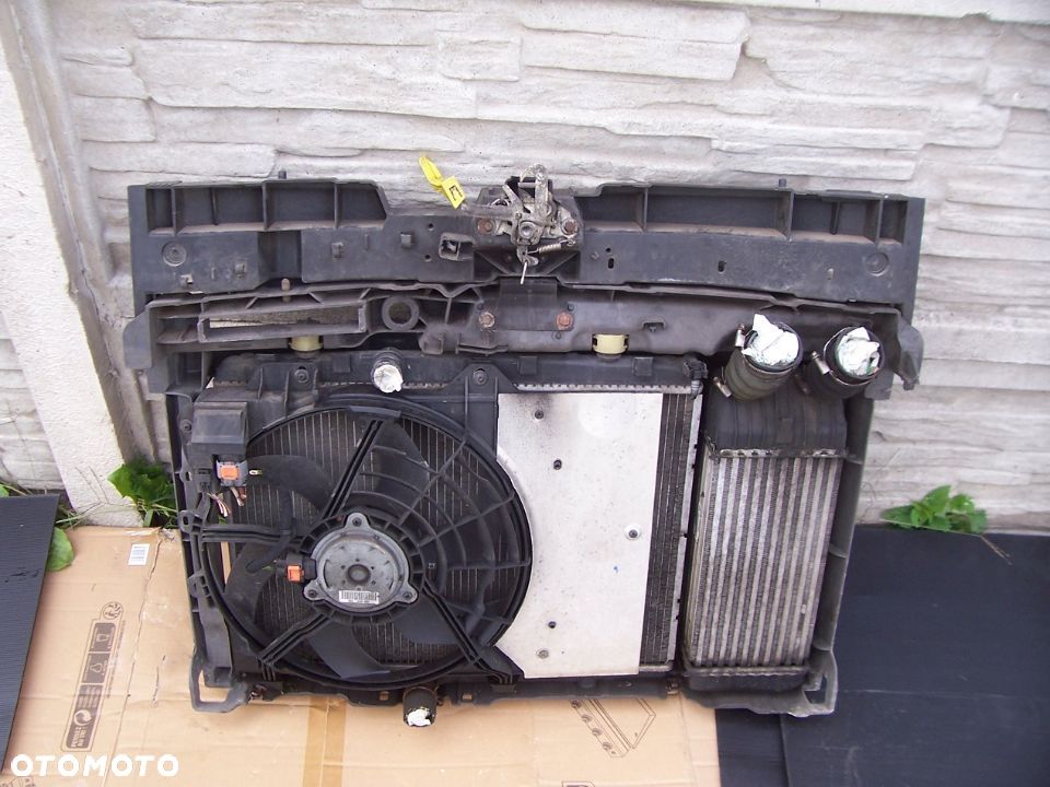 c3 picasso 08+ 1.6HDI PAS PRZOD WENTYLATORY  chlodnice ORYGI. EUR. - 1
