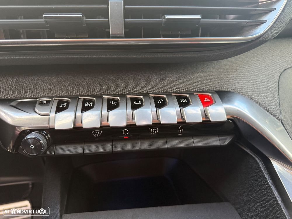 Peugeot 5008 1.5 BlueHDi GT Line EAT8 - 26