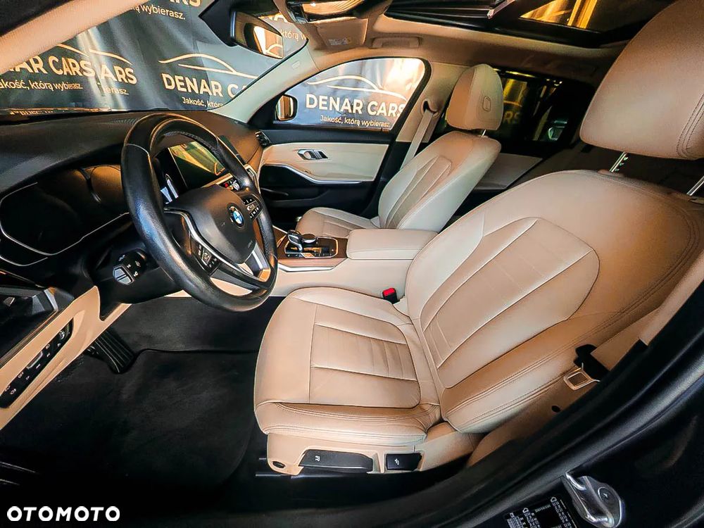 BMW Seria 3 320i Luxury Line Purity - 16