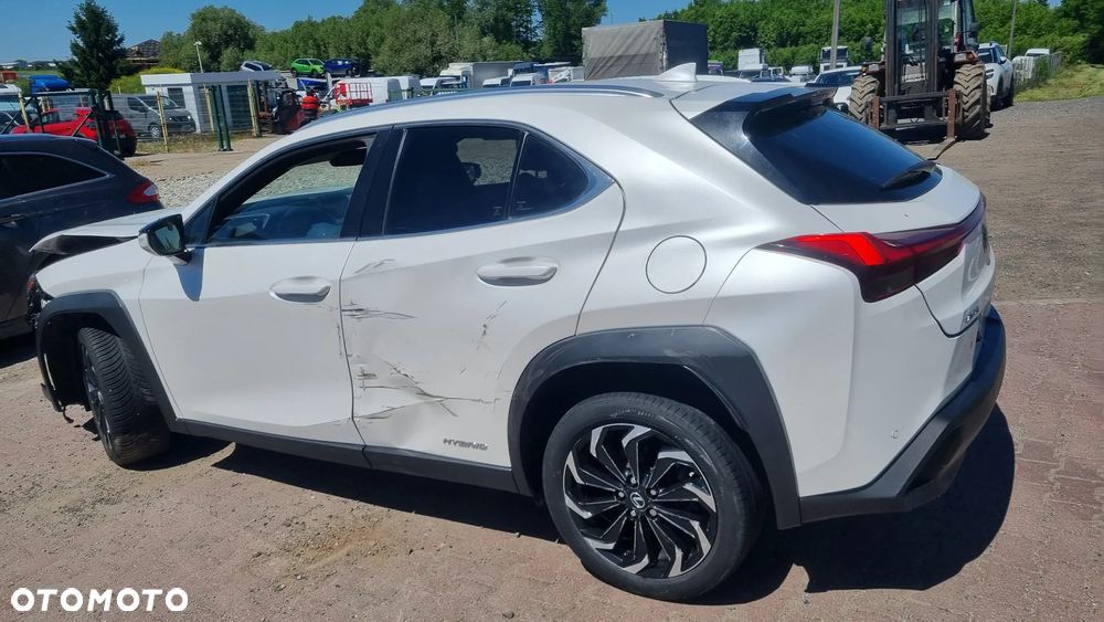 Lexus UX 250h F SPORT - 1