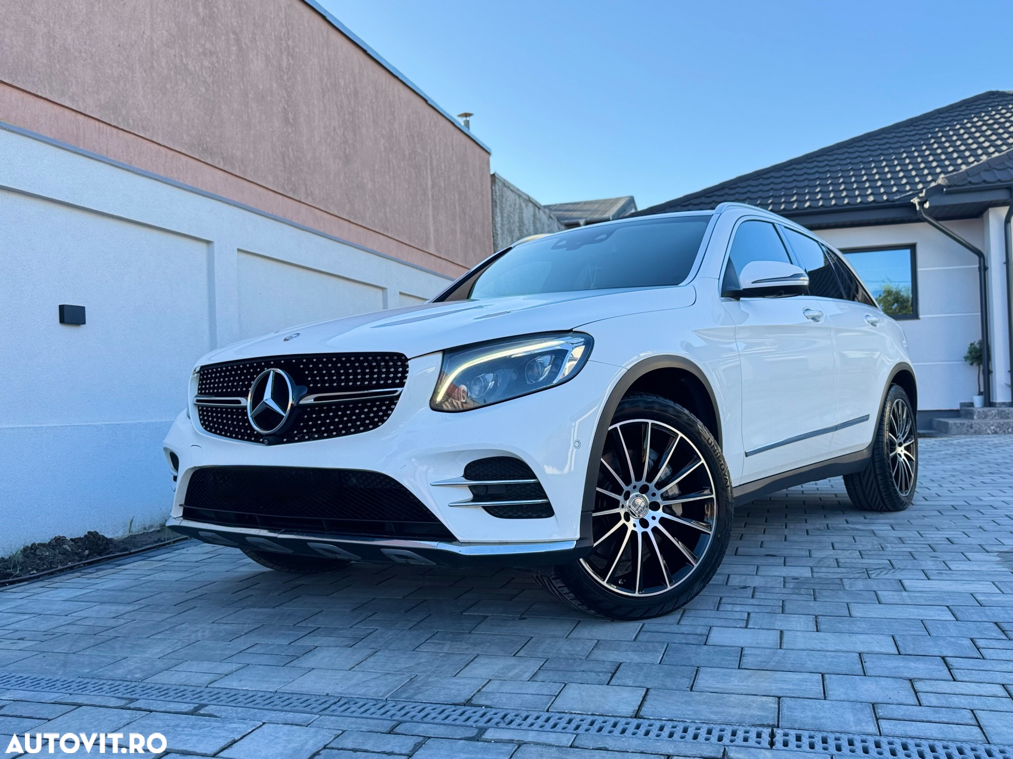 Mercedes-Benz GLC 250 d 4MATIC - 2