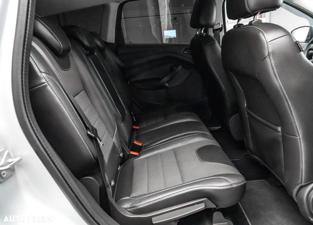 Ford Kuga 2.0 TDCi 4x4 Aut. Cool & Connect - 16
