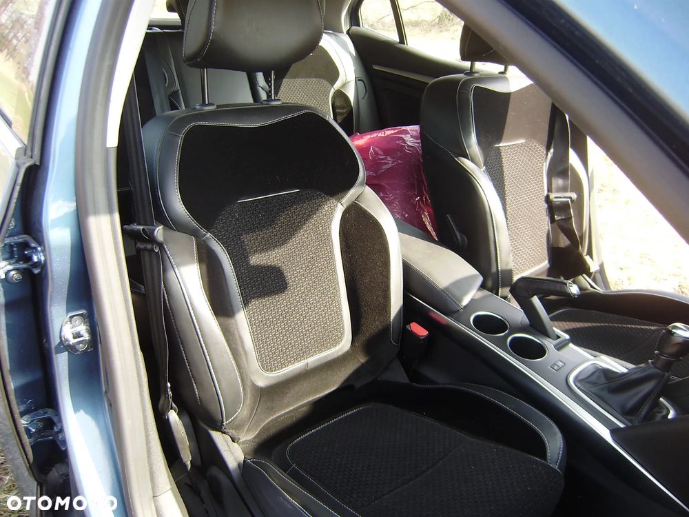 Renault Megane 1.2 Energy TCe Limited - 6