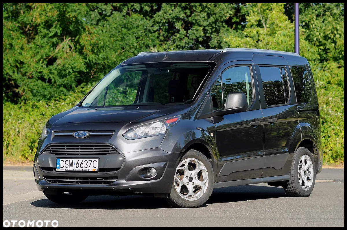 Ford Transit Connect - 11