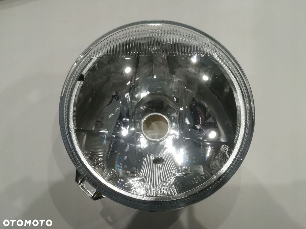 MERCEDES W463 A463 G KLASA HALOGEN PRZECIWMGIELNY PRAWY NOWY - 2