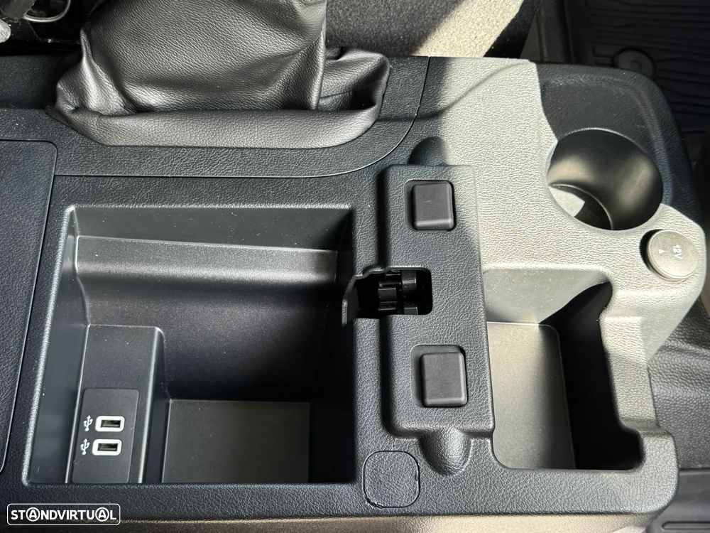 Ford Transit Connect Active FULL EXTRAS - 16