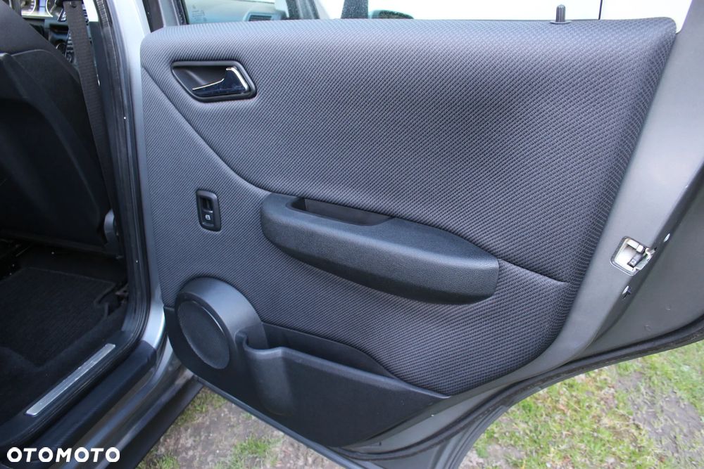 Mercedes-Benz Klasa A 180 CDI Avantgarde DPF - 31