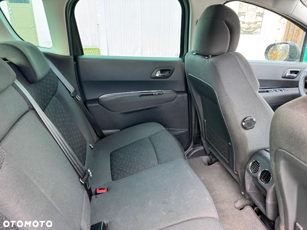 Peugeot 3008 1.2 PureTech Allure S&S - 11