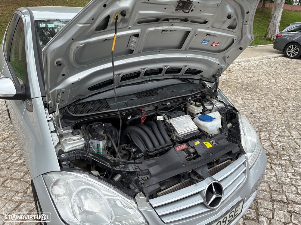 Mercedes-Benz A 180 Autotronic Elegance Special Edition - 18