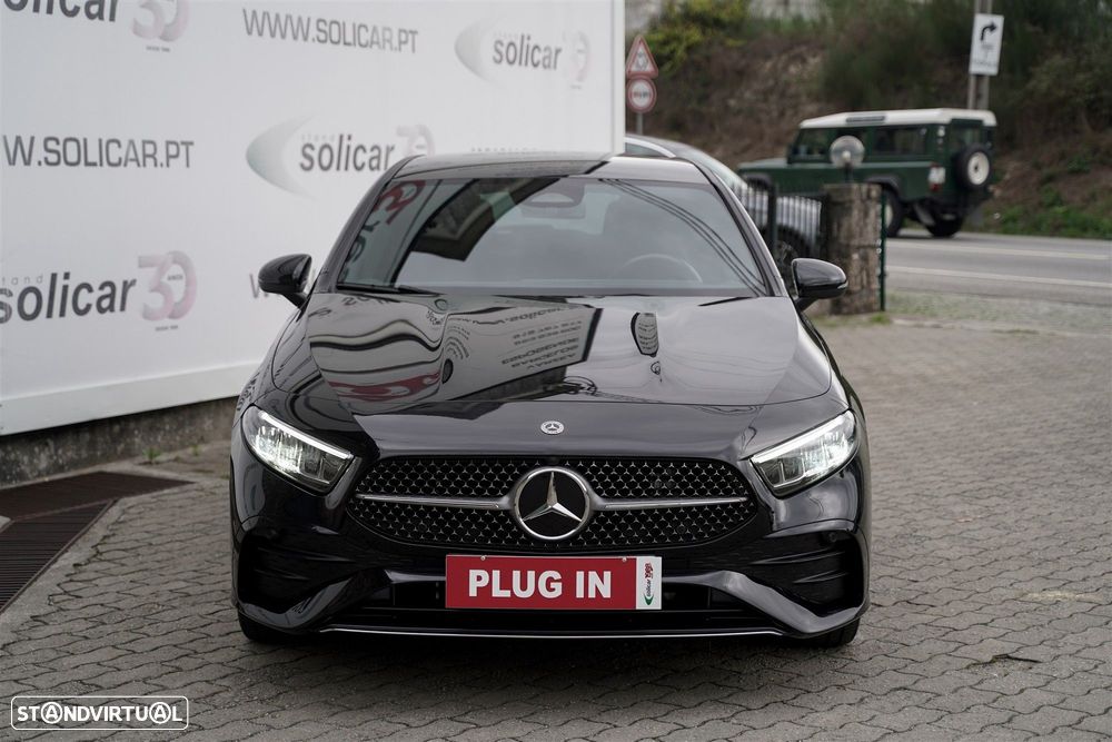 Mercedes-Benz A 250 e AMG Line - 8