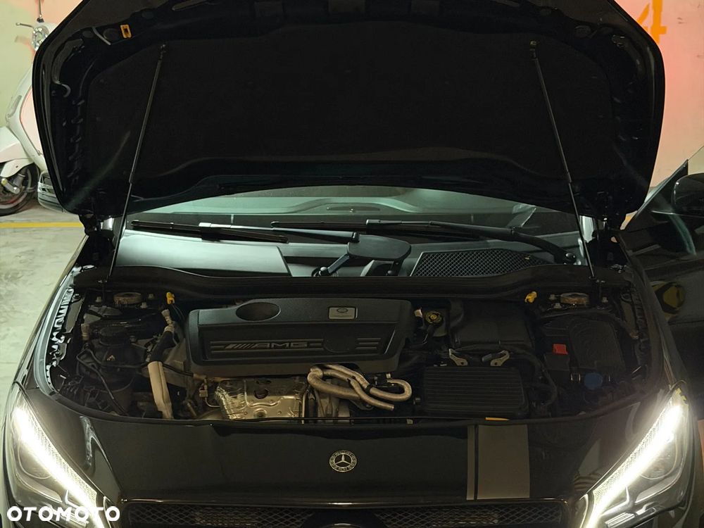 Mercedes-Benz CLA - 9