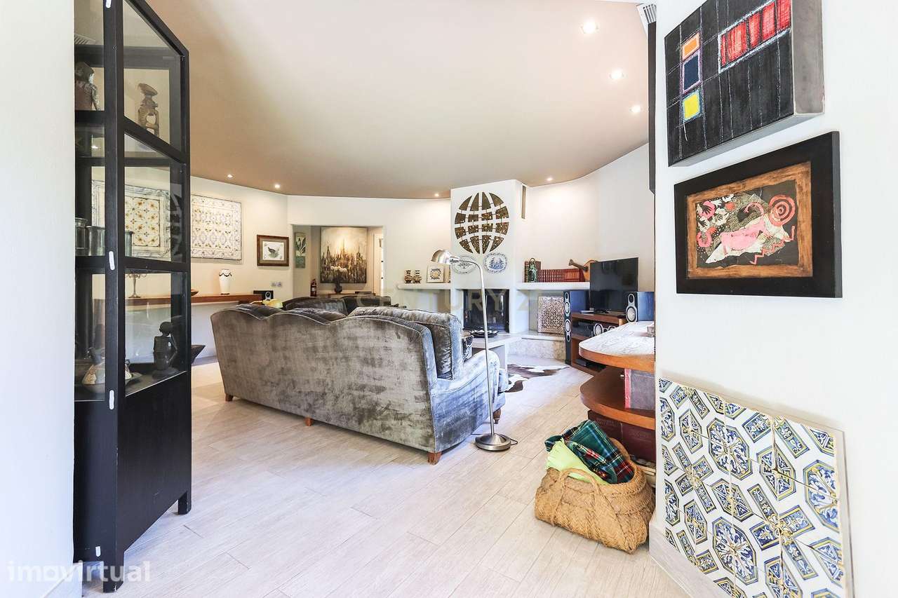 Moradia de 4 Quartos em Cascais e Estoril - Oportunidade Única - Grande imagem: 2/47