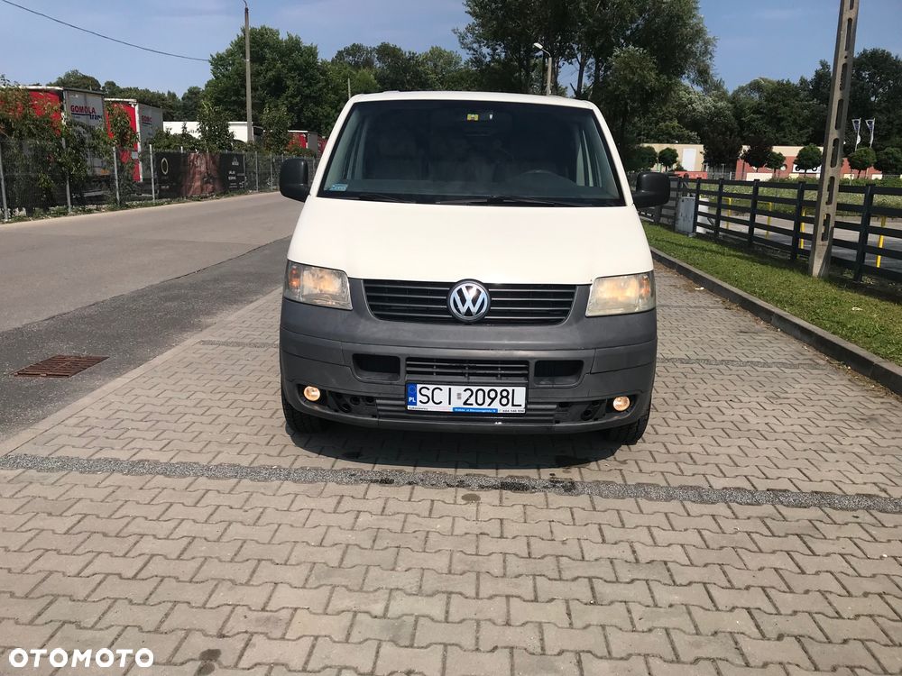 Volkswagen Transporter - 2