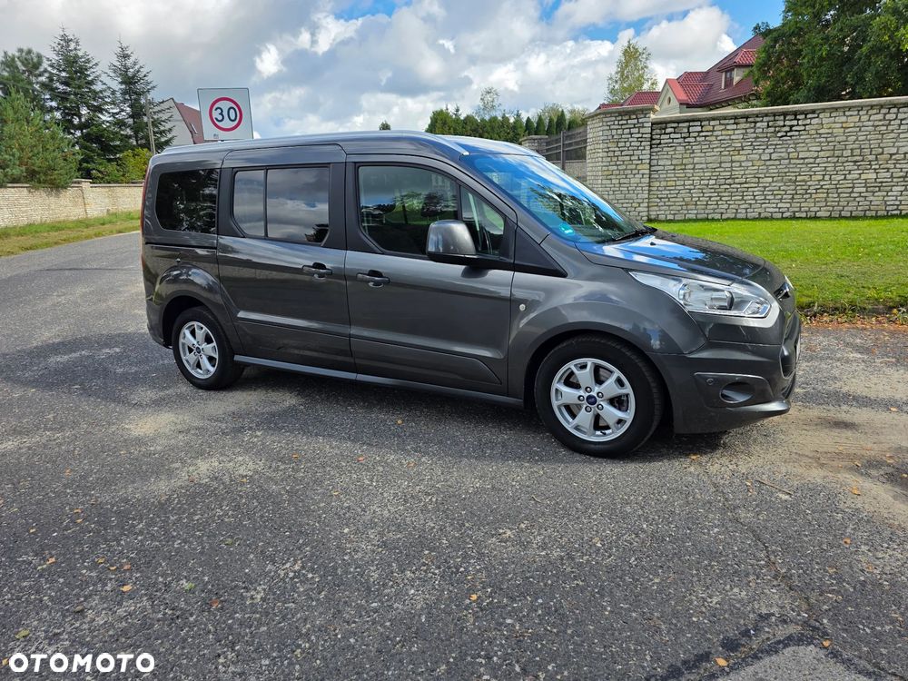 Ford Tourneo Connect Grand - 24