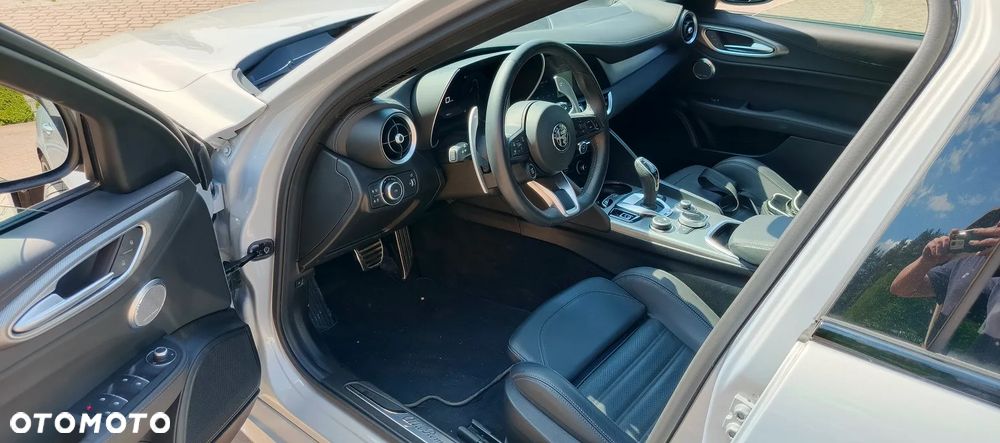 Alfa Romeo Giulia 2.0 Turbo Veloce TI Q4 - 23