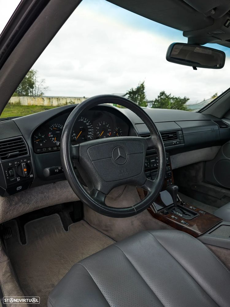 Mercedes-Benz SL 320 Standard - 32