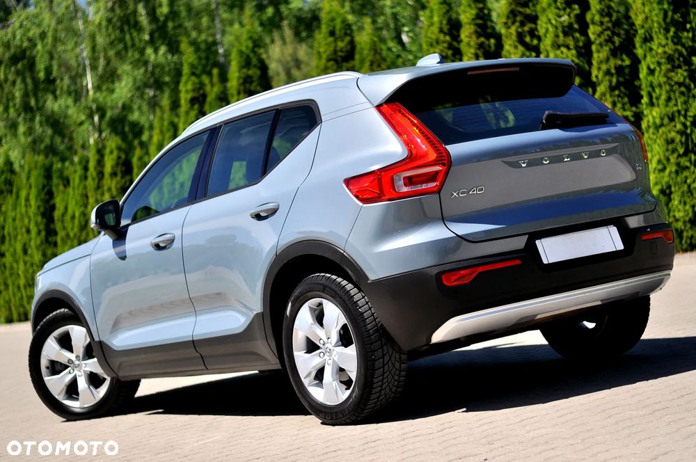 Volvo XC 40 T4 Geartronic Momentum Pro - 15