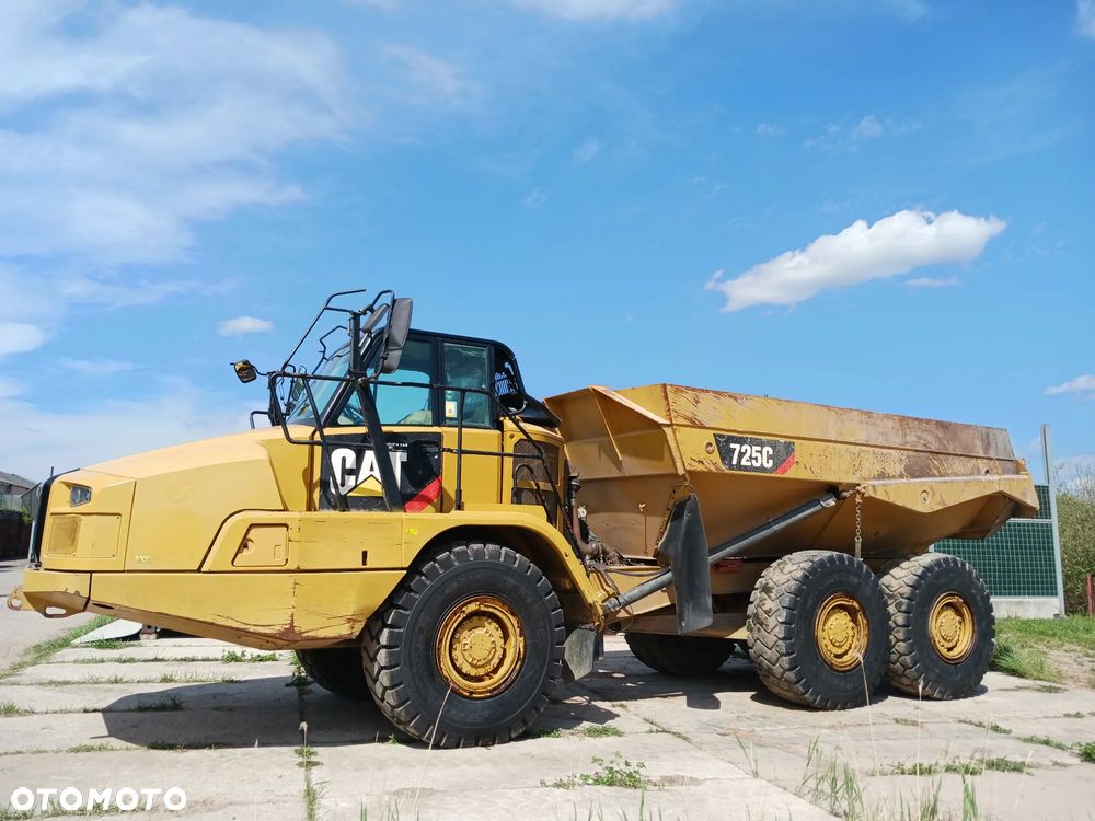 Caterpillar 725 C - 26