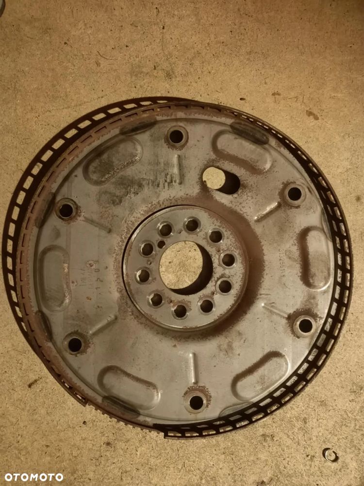 Koło zamachowe Volvo 2.0 d4 d5 V90 II S90 XC60 V60 S60 XC90 31325511 D4204T - 2