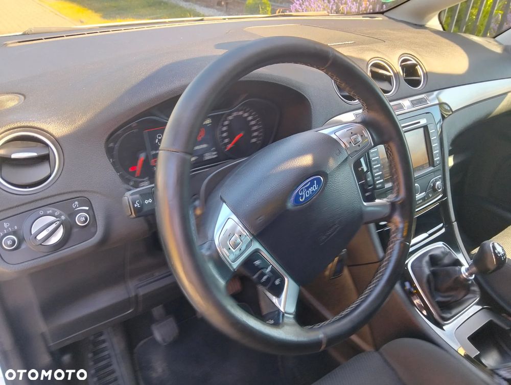 Ford S-Max 2.0 TDCi DPF Titanium X - 14