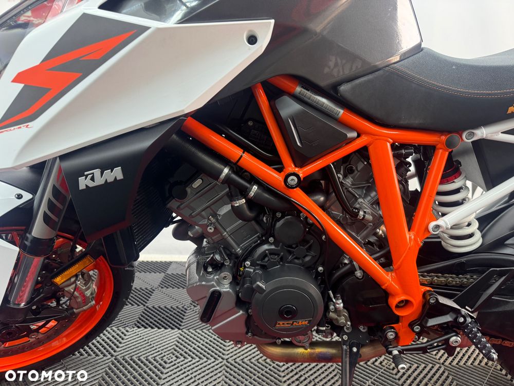 KTM Super Duke - 14