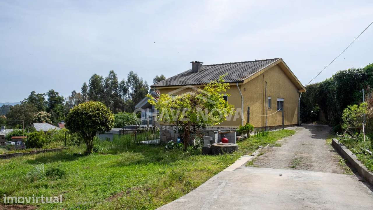 PS - Moradia T3, inserida num terreno com 1500m² - Grande imagem: 2/28