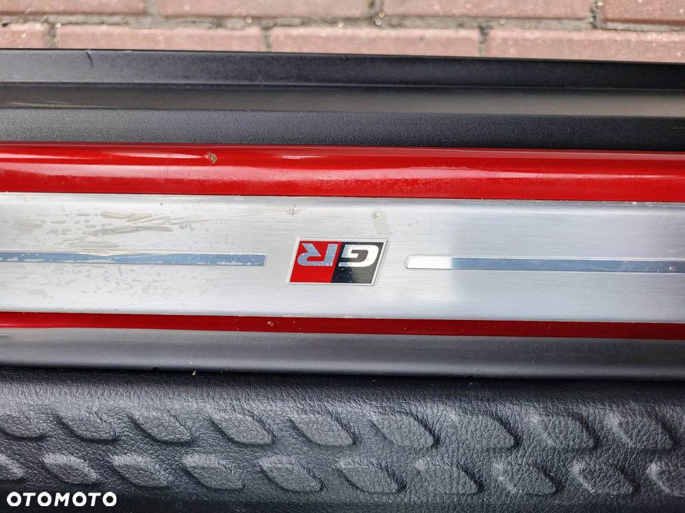 Toyota C-HR 2.0 Hybrid GR Sport - 19