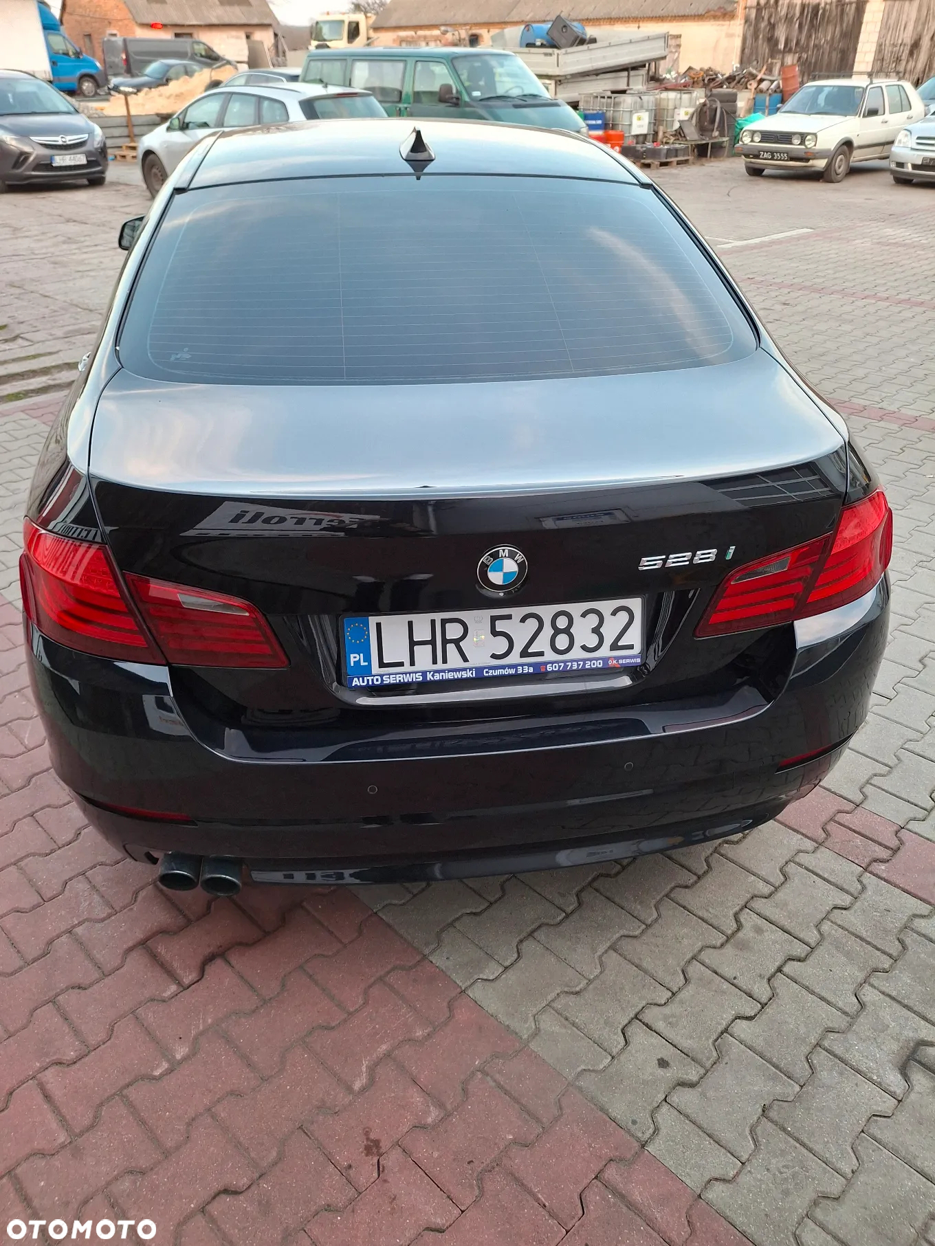 BMW Seria 5 528i xDrive Luxury Line - 29