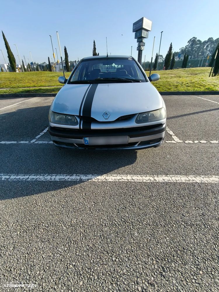 Renault Laguna - 17