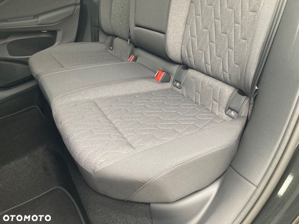 Volkswagen Golf - 13