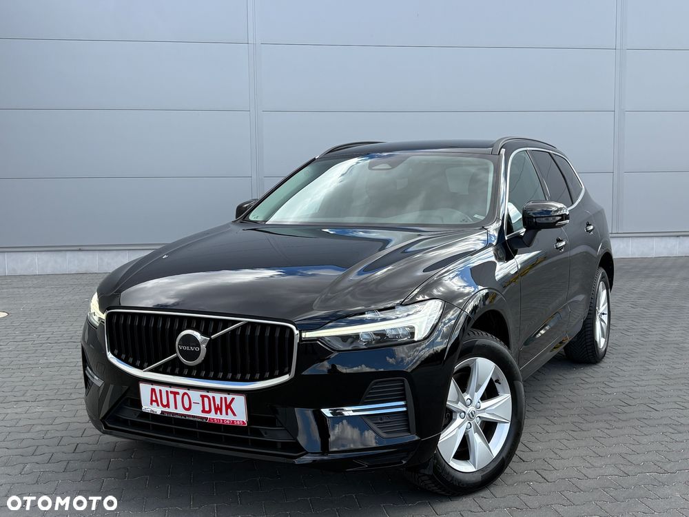 Volvo XC 60 B4 D AWD Geartronic Momentum Pro - 4