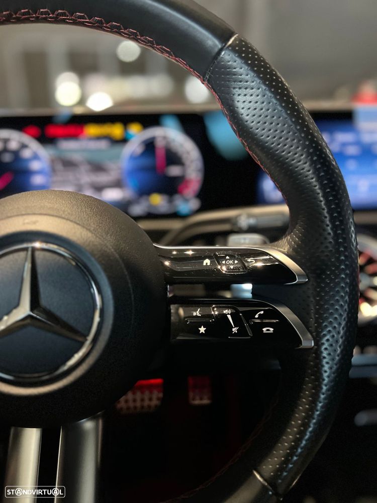 Mercedes-Benz A 250 e AMG Line - 37