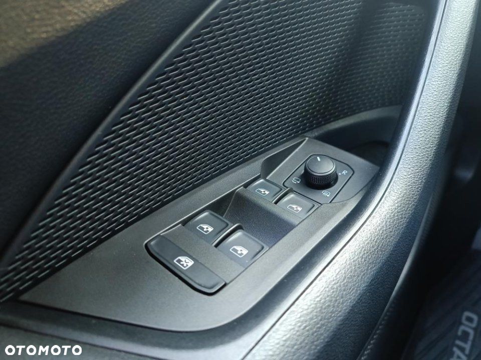 Skoda Octavia - 12