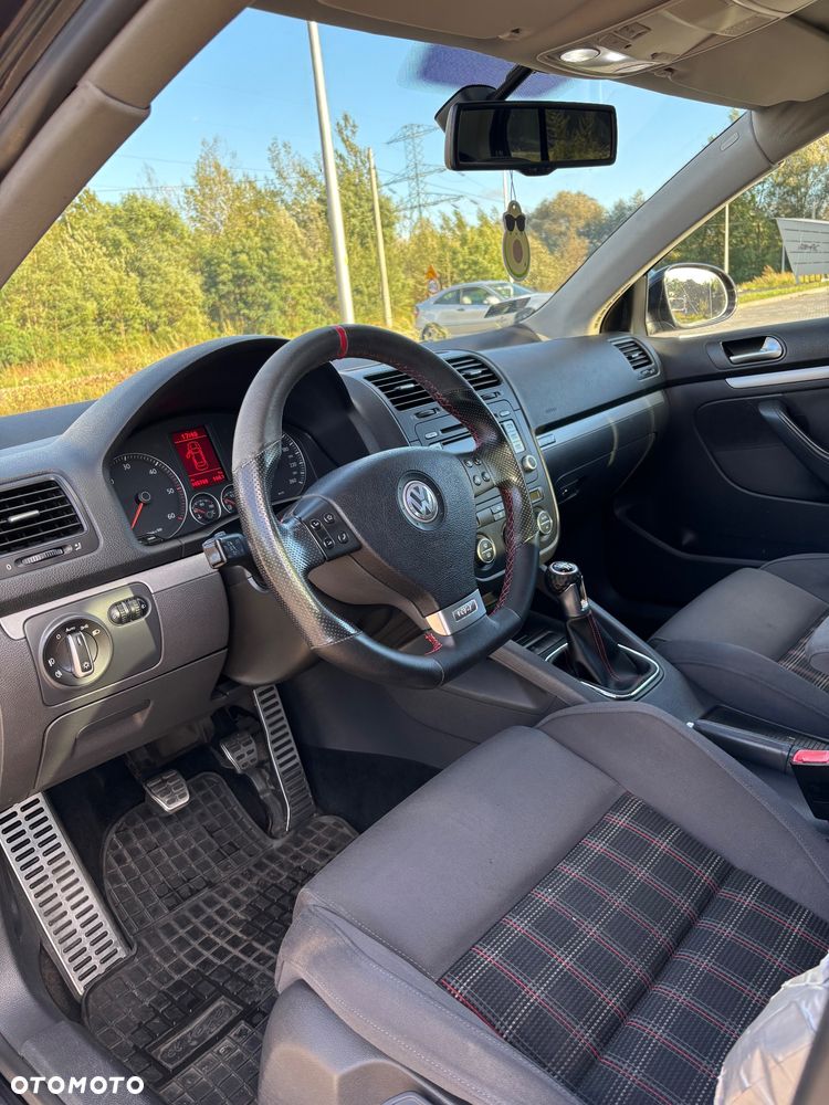 Volkswagen Jetta 1.9 TDI Comfortline - 10
