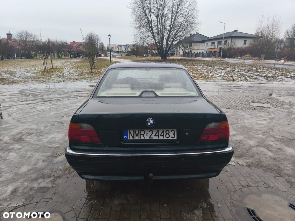 BMW Seria 7 - 9