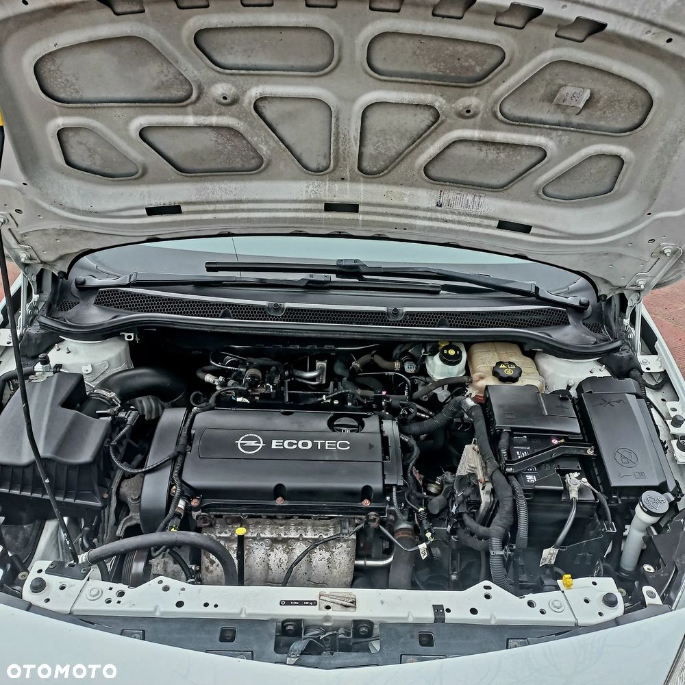 Opel Astra 1.6 Edition Sport - 19