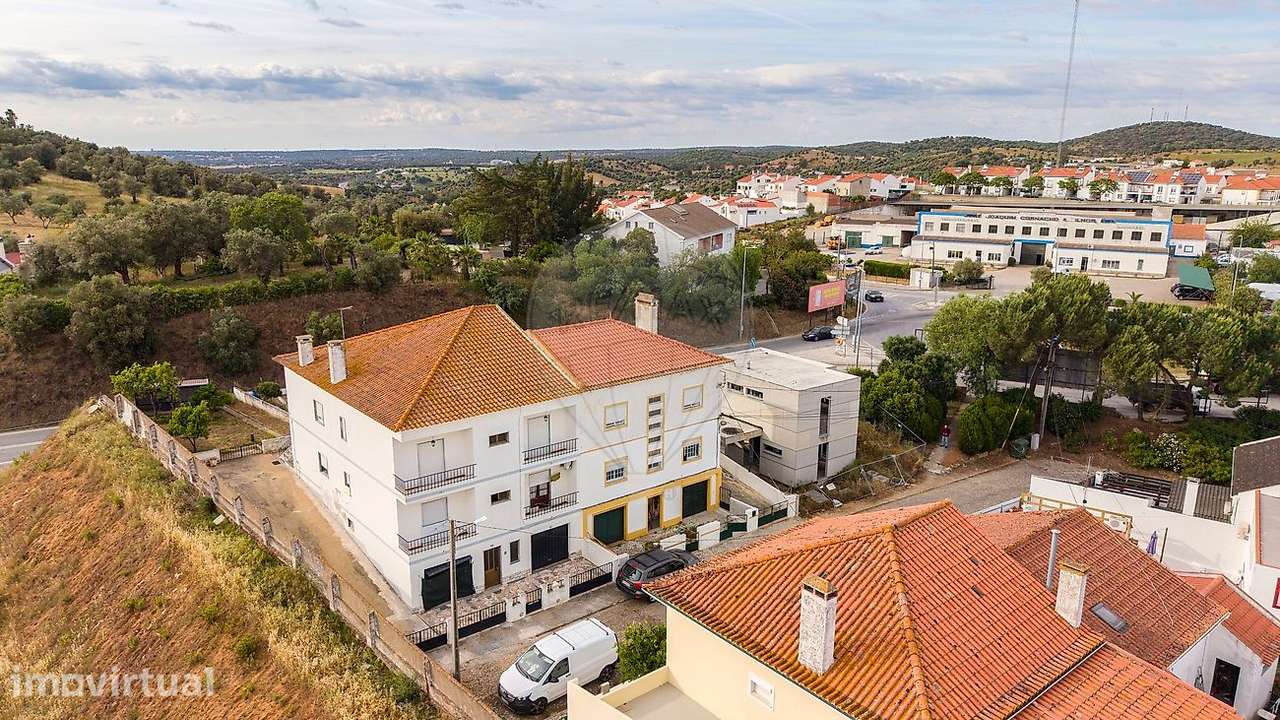 Moradia T2 para venda - Grande imagem: 2/40