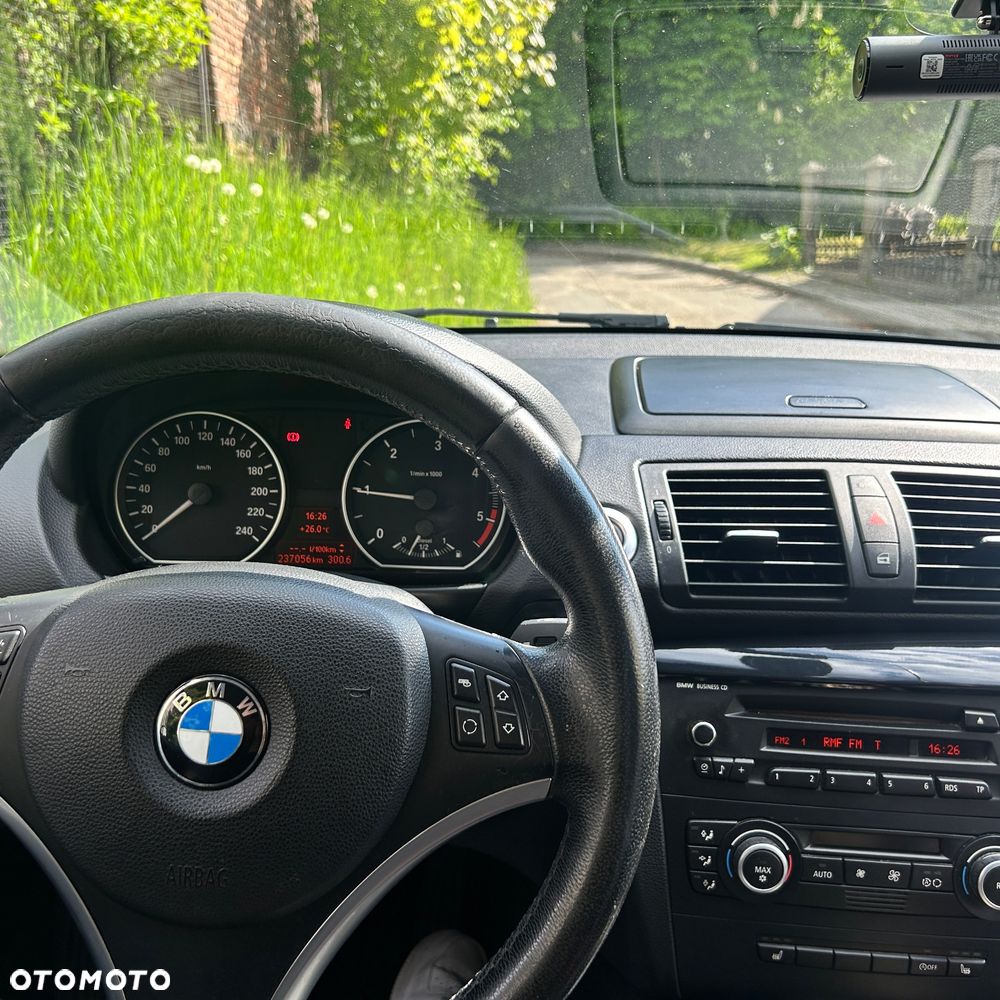 BMW Seria 1 - 10