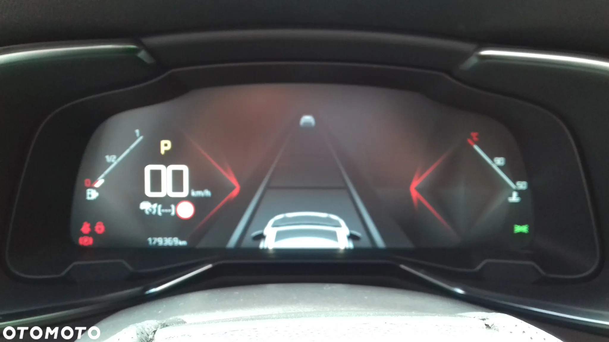 DS Automobiles DS 7 Crossback 2.0 BlueHDi Performance Line + - 21