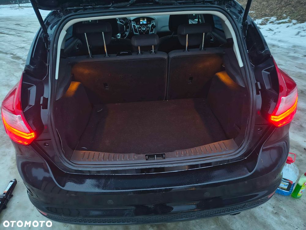 Ford Focus 1.6 EcoBoost Edition - 9